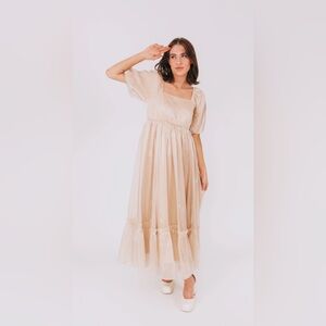 Elegant Cream Maxi Dress with Puff Sleeves